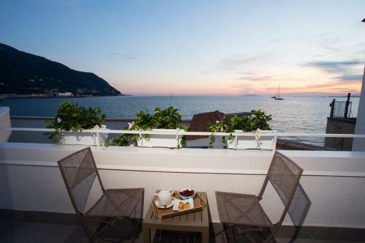 Bed and Breakfast La Chiaja Art&Relais Castellammare di Stabia Exterior foto